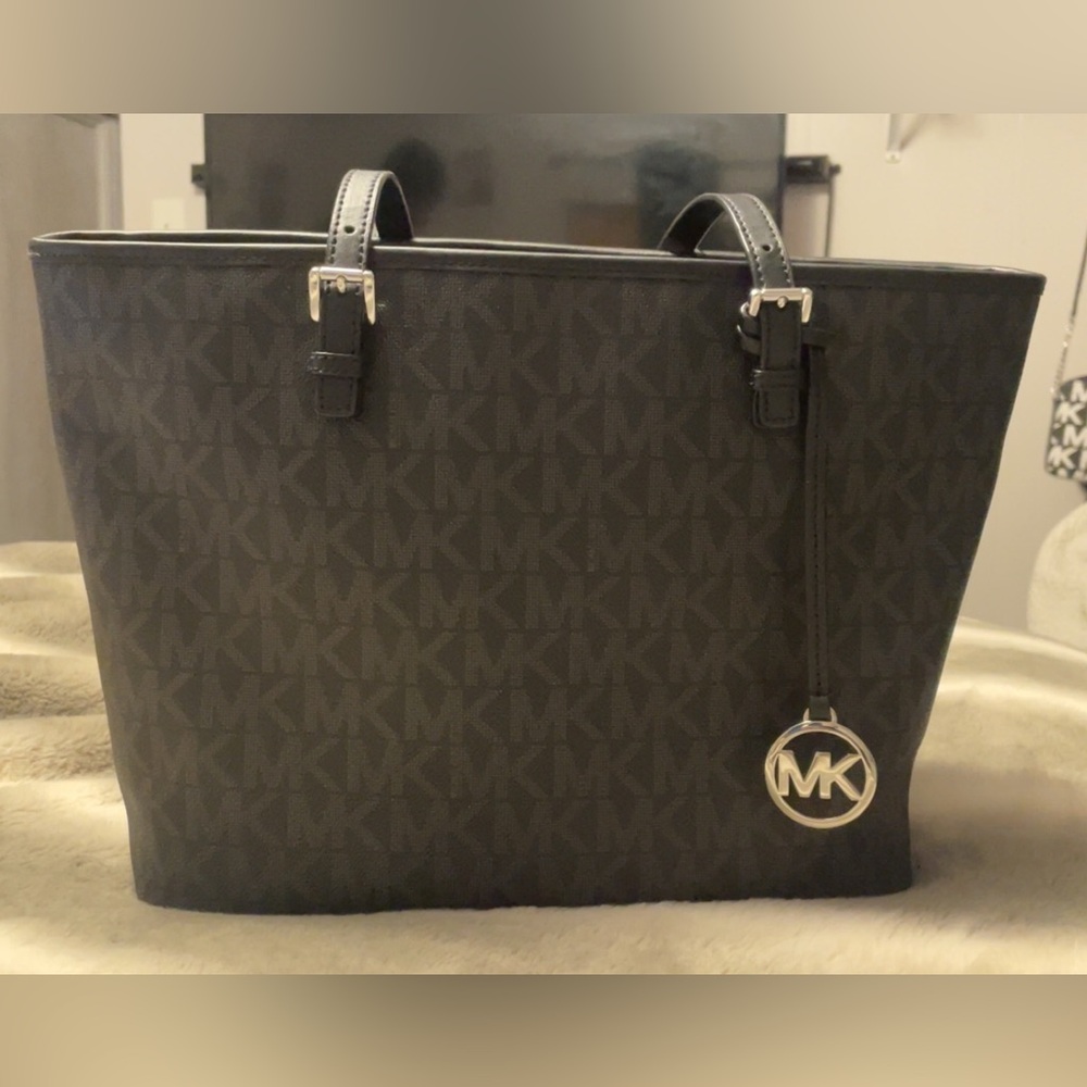 Michael Kors Tote